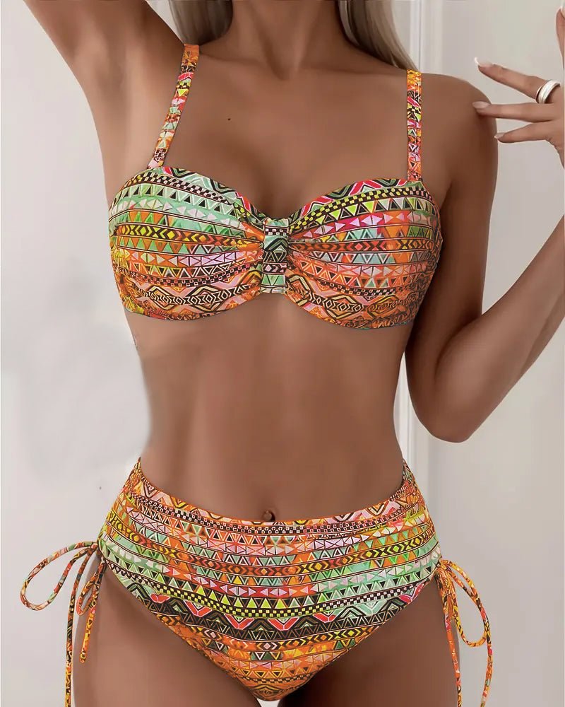 Bikini deux pièces imprimé tribal – style estival tendance - ClaretteClarette