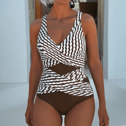 Maillot de bain une pièce à devant croisé – Élégant et confortable - ClaretteClarette